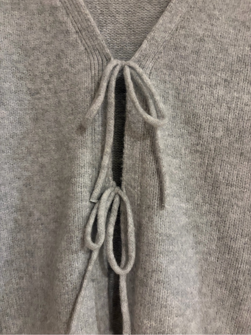 Abercrombie & Fitch Tie-Front Cardigan - Picture 4 of 9